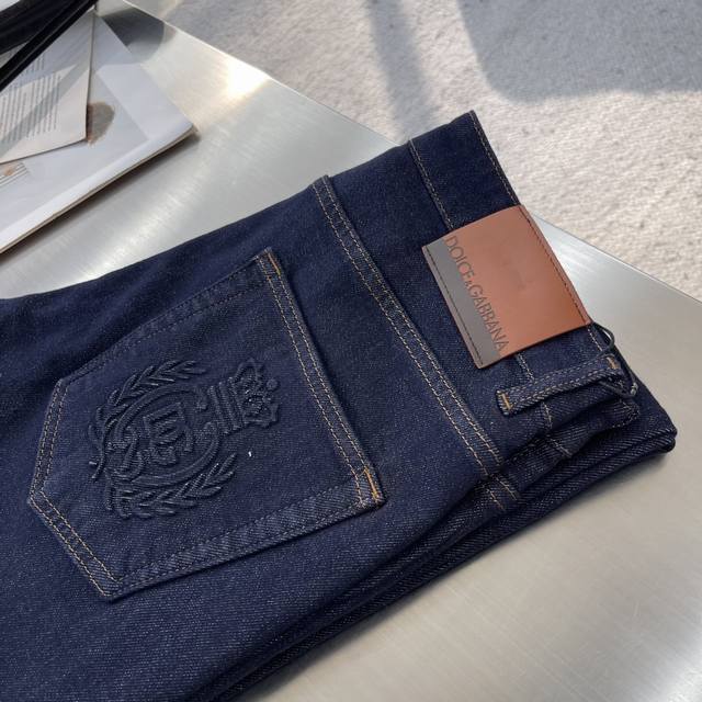Dg 2025Fw new jeans, naturally washed and resistant to deformation and discolora