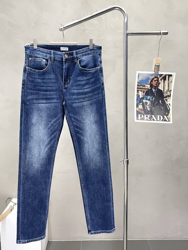 Exclusively from Burberry, these high-end new jeans are available! Custom-made,