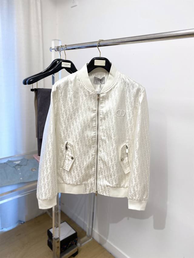 Dior, 2025 new jacket, stylish and handsome, with exquisite embroidered letters
