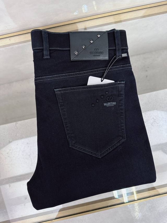 Valentino 2025Ss autumn and winter new heavy-duty casual jeans, imported high-q