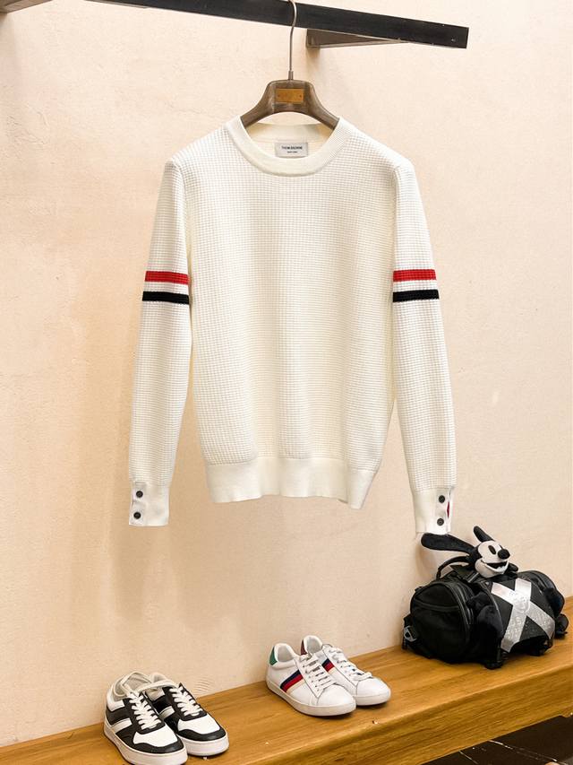 Tb 2025 Early Fall Men's Wool Sweater, a hot-selling item in our department stor