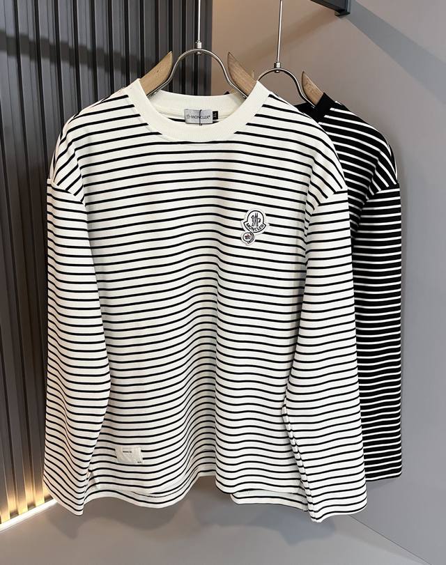 Moncler's new 2025 Fall/Winter trade-order long-sleeved bottoming shirt, in perf