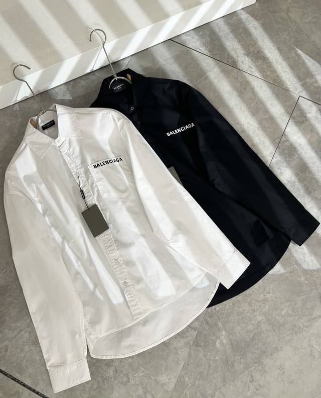 Balenci*Ga Paris*'s new 2025 fall unisex shirts feature a runway print, a styli