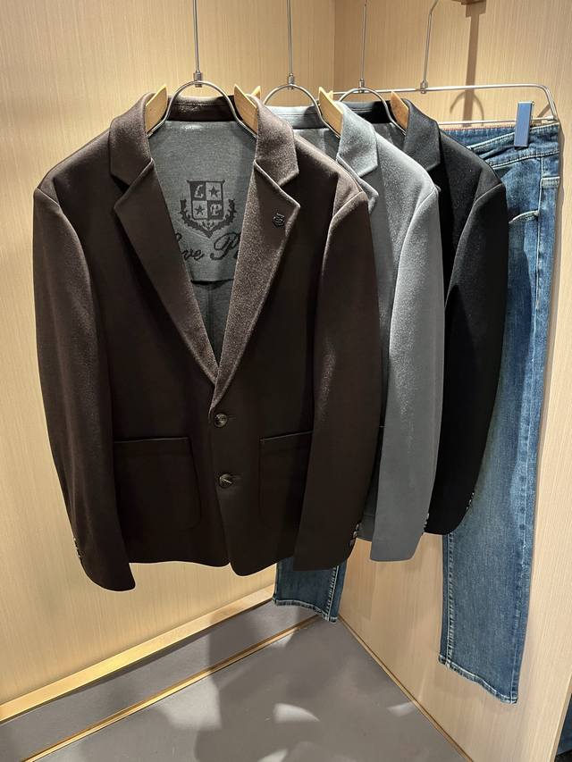 Loro Piana 2025 Fall/Winter Men's Blazer, in full condition from the latest trad