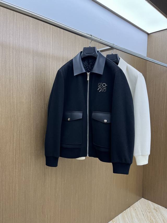 Loewe 2540Ss, the latest fall/winter and early spring model, features a high-qua