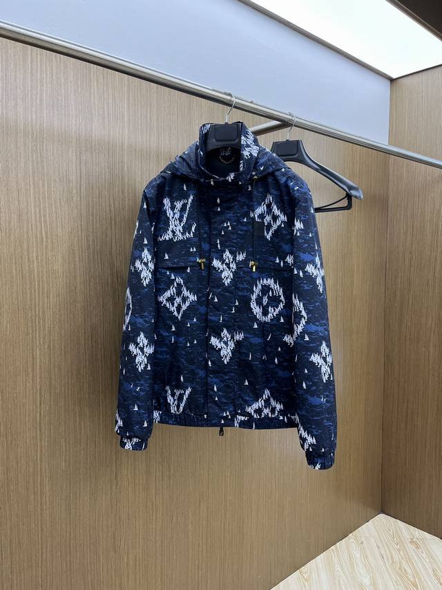 Autumn/Winter Lv Dark Blue Sailboat Print Nylon Hooded features a dark blue back