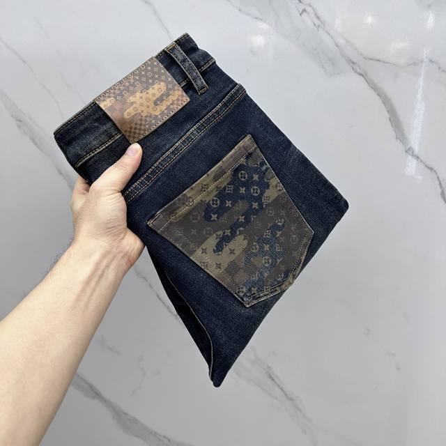 LV* Louis Vuitton high-end custom jeans, the latest 2025 early autumn jeans are