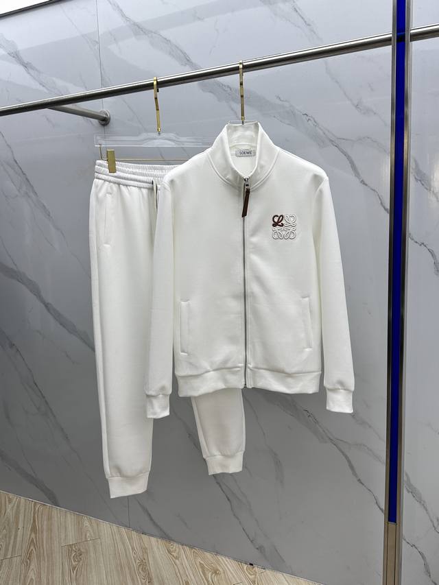 Loewe's new men's casual zipper stand-up collar suit for autumn and winter 2025