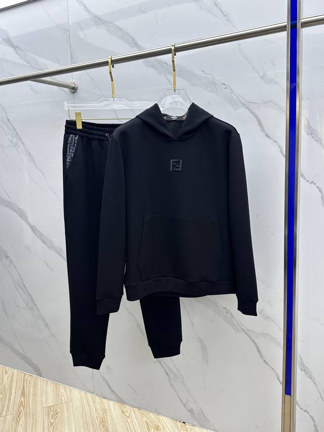 Fendi 2025 Autumn/Winter new men's casual hooded suit, made of selected air laye