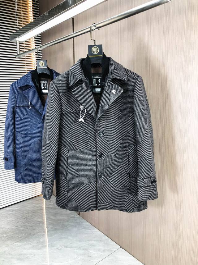 Burberry. Exclusively for new, original, men's wool coats, long, double-breasted