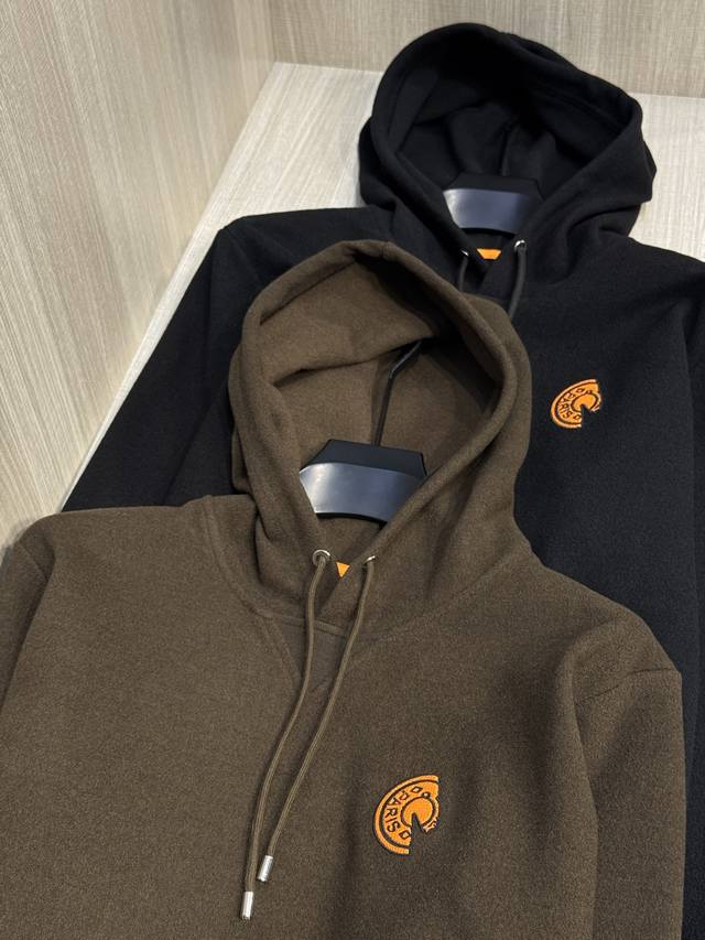 Aima's latest Autumn/Winter 2025 men's cashmere hooded sweatshirt with orange ho