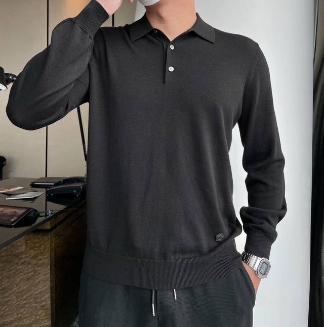 Upper body picture + size data table Brb