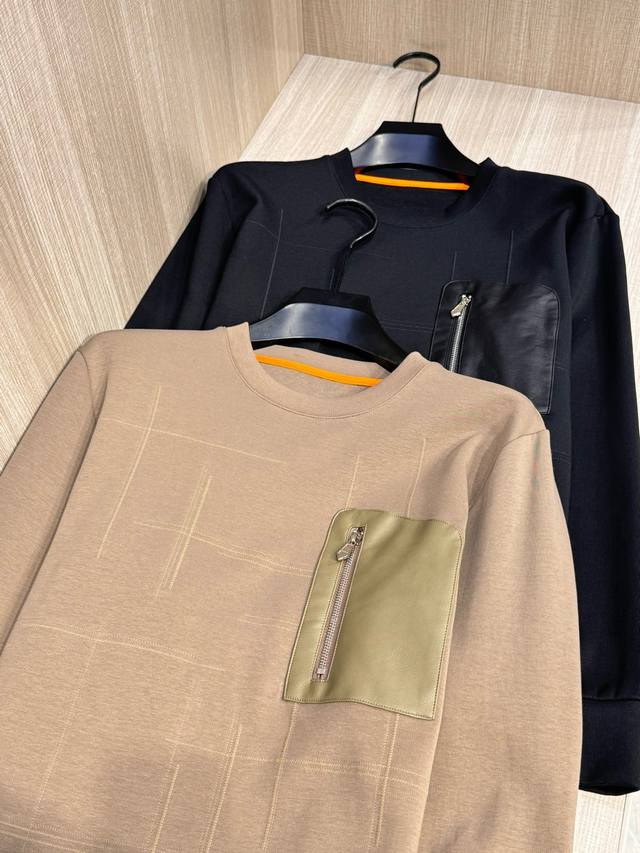 Aima's latest Autumn/Winter 2025 men's crewneck sweatshirt with leather pockets
