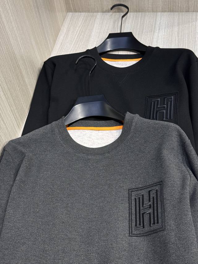 Aima's latest 2025 Fall/Winter men's cashmere crewneck sweatshirt with arched br