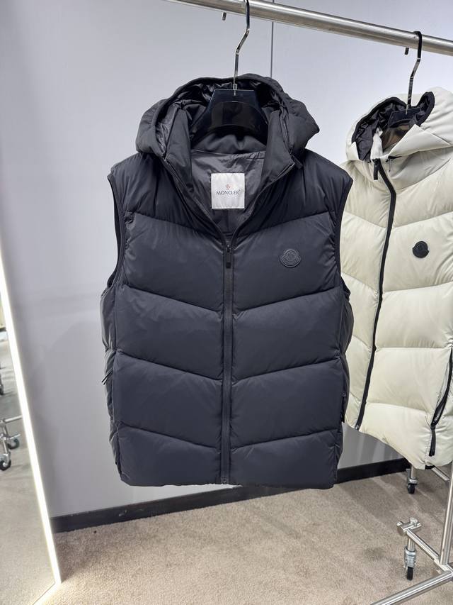 25 New autumn and winter Moncler down vest hat detachable imported fabrics custo