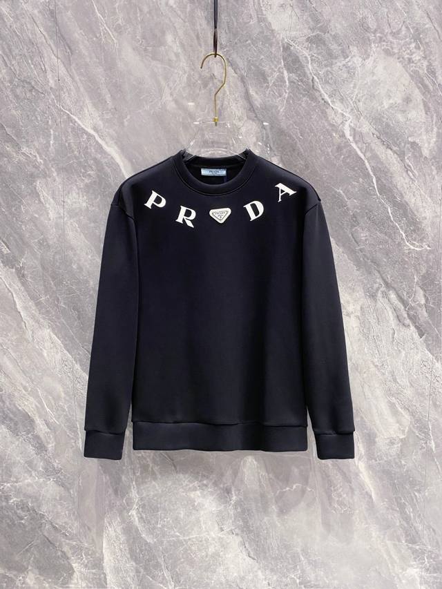 prada Prada's new 2025 Fall/Winter long-sleeved space cotton sweatshirt features
