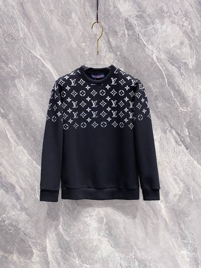 Lv's new Autumn/Winter 2025 collection has arrived! This stylish, avant-garde un