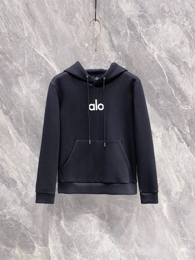 Alo's new 2025 autumn and winter collection is now online. This is a very fashio