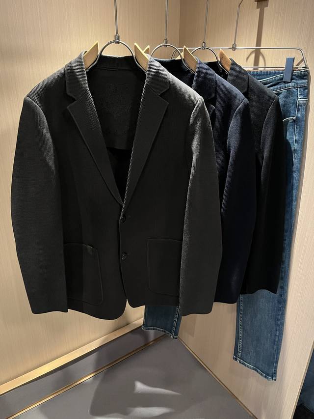 Loro Piana Autumn/Winter 2025 Men's Knit Blazer, in full condition from the late