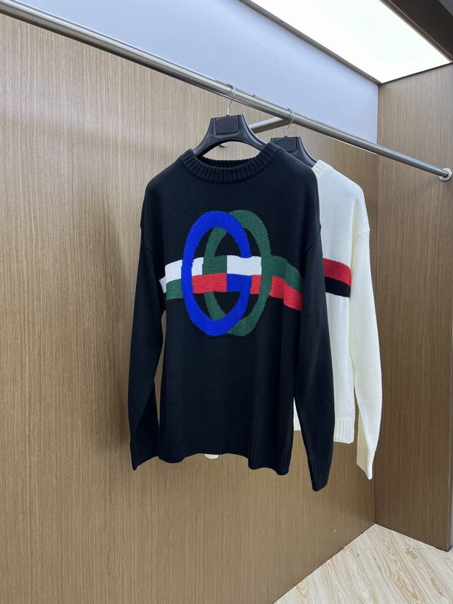 Autumn and Winter Guc sweaters are hot! The latest Autumn/Winter 2025 collection