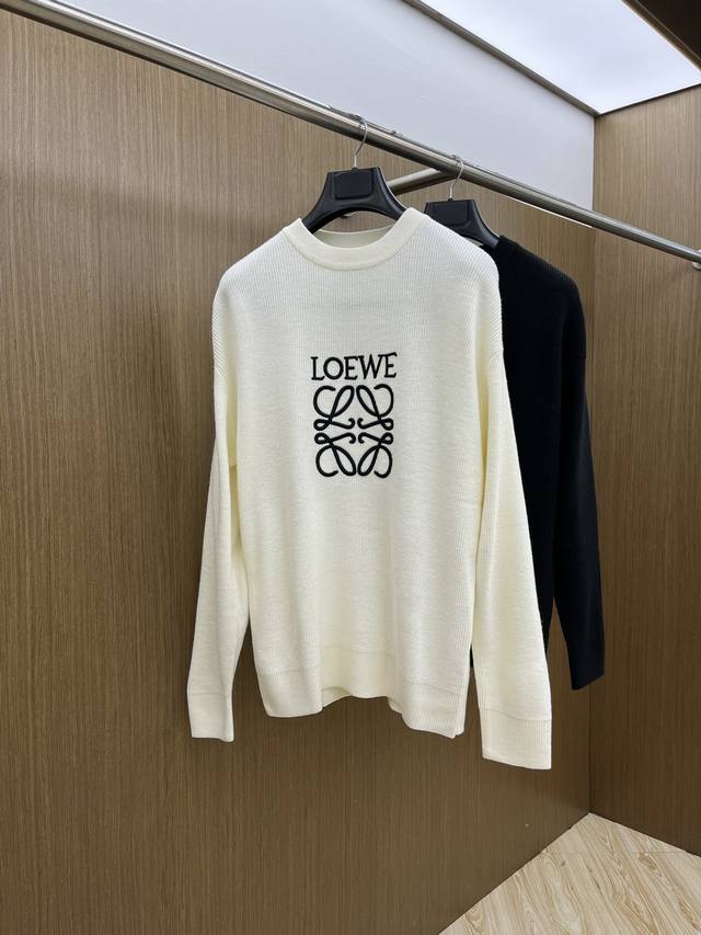 Loe sweaters are hot for fall and winter! The latest 2025 fall and winter colle