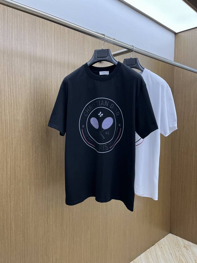 New arrival, Cd 2540 Spring/Summer unisex short-sleeved crew neck T-shirt. Exqu