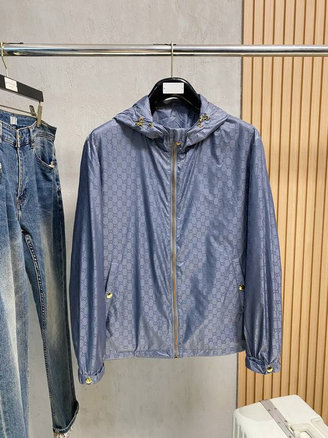 Gucci's 2025 Early Fall hot-selling new model, this casual and fashionable jacke