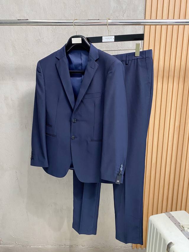 New Arrival H Majia Men's High-End Business Wool Suit with Exclusive Storage Po