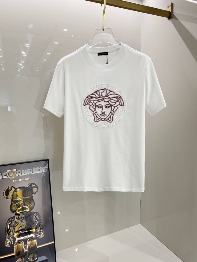 Versace's new 2025 Spring/Summer unisex short-sleeved T-shirts! Custom-made excl