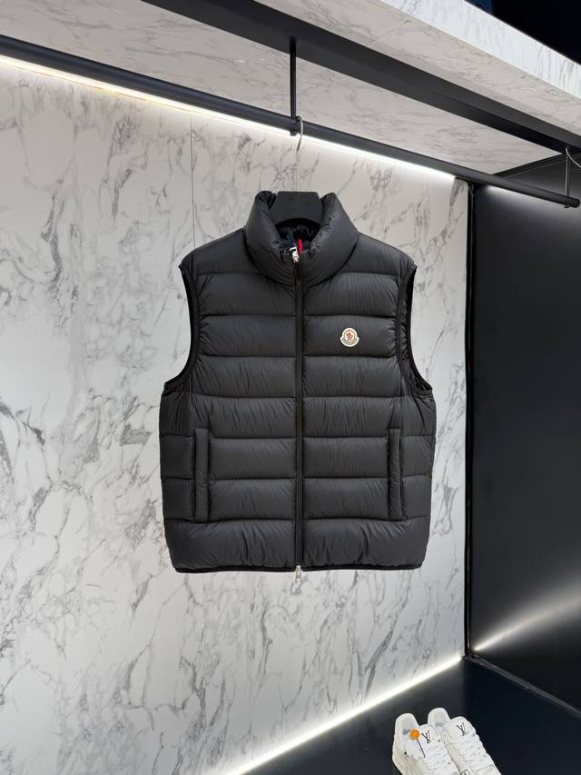 Release price Moncler down jacket 2025 latest fashion designer down jacket. Det