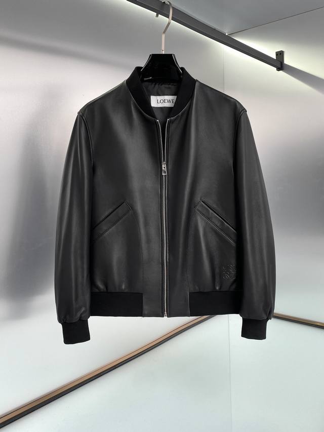 Loewe men's sheepskin baseball-style leather jacket, the latest early spring 202