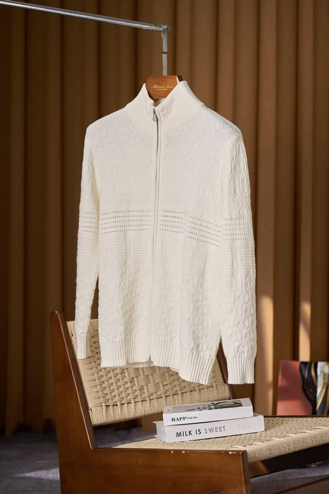 BC Home Knitted Jacquard Cardigan Jacket Made with 77% Linen and 23% Cotton. BC