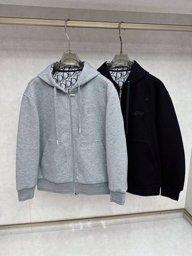 Dior 25Ss Early Fall new arrival, featuring a monogram pattern, is crisp and sty