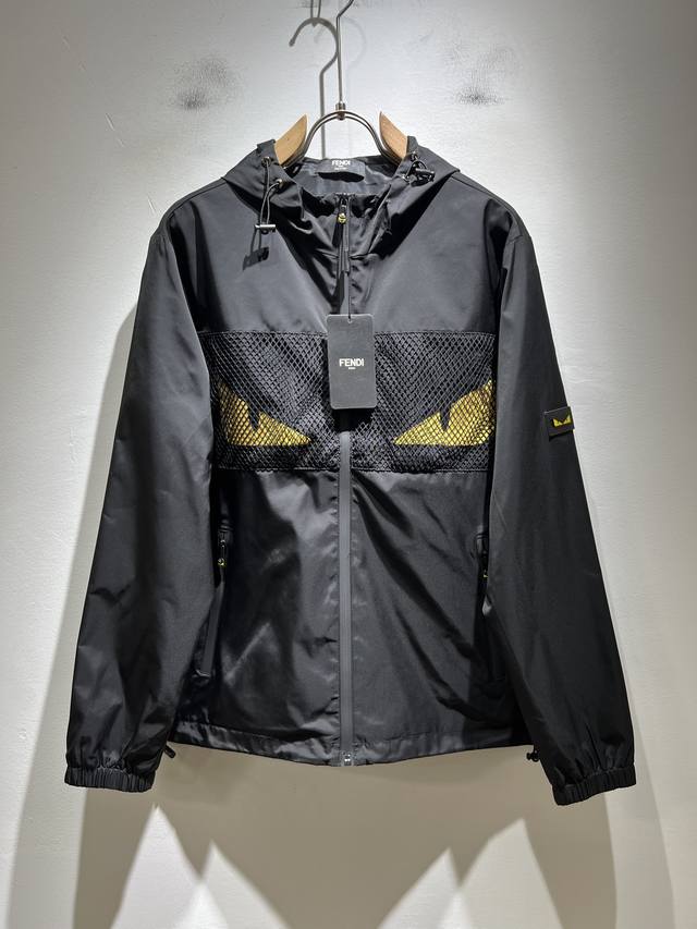 Fen*I Fendi Autumn/Winter 2025 new jacket, made in Italy, a popular Fendi item,