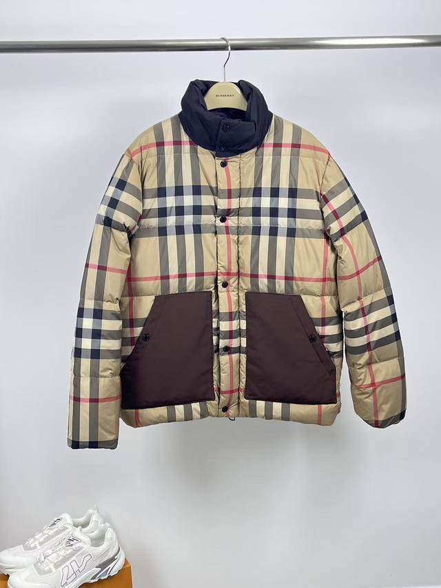 2025 Bur's winter down jacket series is an absolute "hot item," a long-awaited r