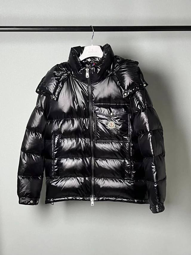 2025 Moncler Men's Autumn/Winter Hooded Down Jacket, Removable Hood, New Embroid