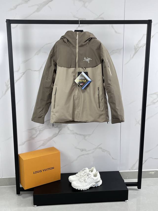 Hooded Arcteryx Macai Jacket for Men and Women. This Arcteryx Macai Jacket is a