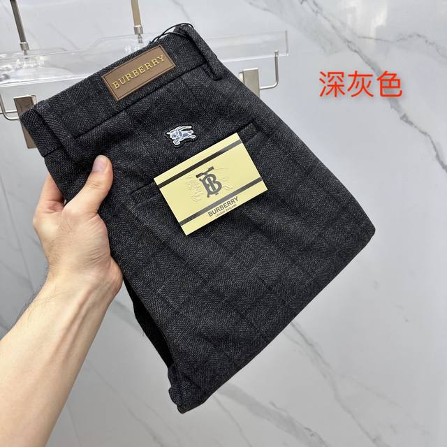 Burberry's new 2025 Early Fall casual trousers, available on the official websi