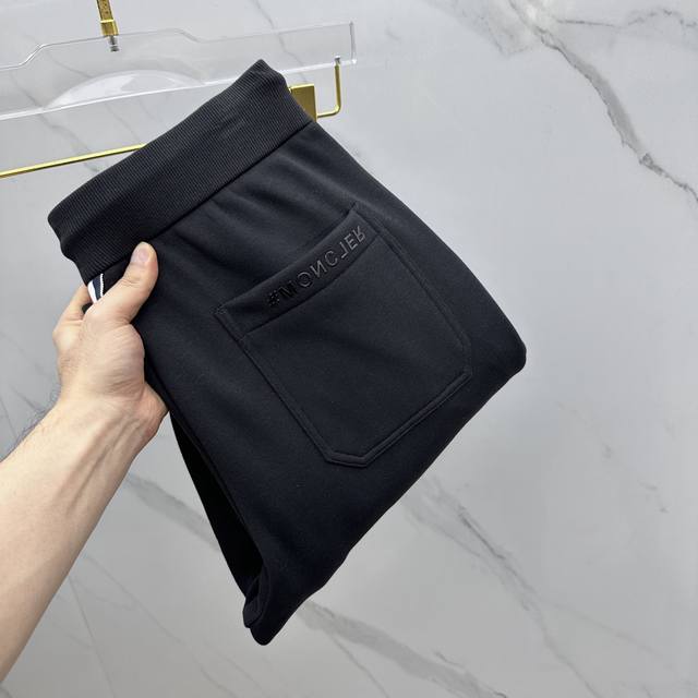 High-quality Moncler 2025 Fall/Winter casual pants with thickened fleece and a