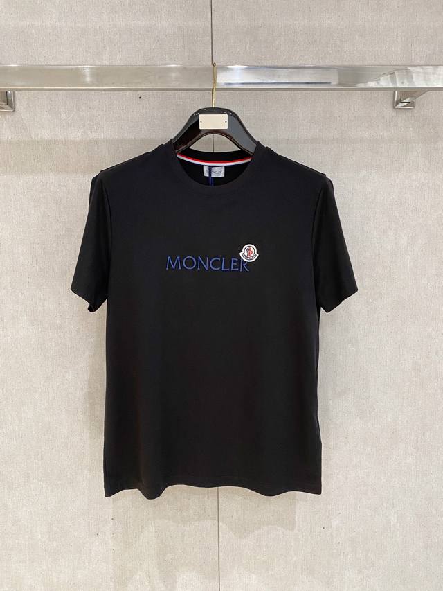 Moncler's 2025 Spring/Summer new arrivals! The latest round-neck short-sleeved t