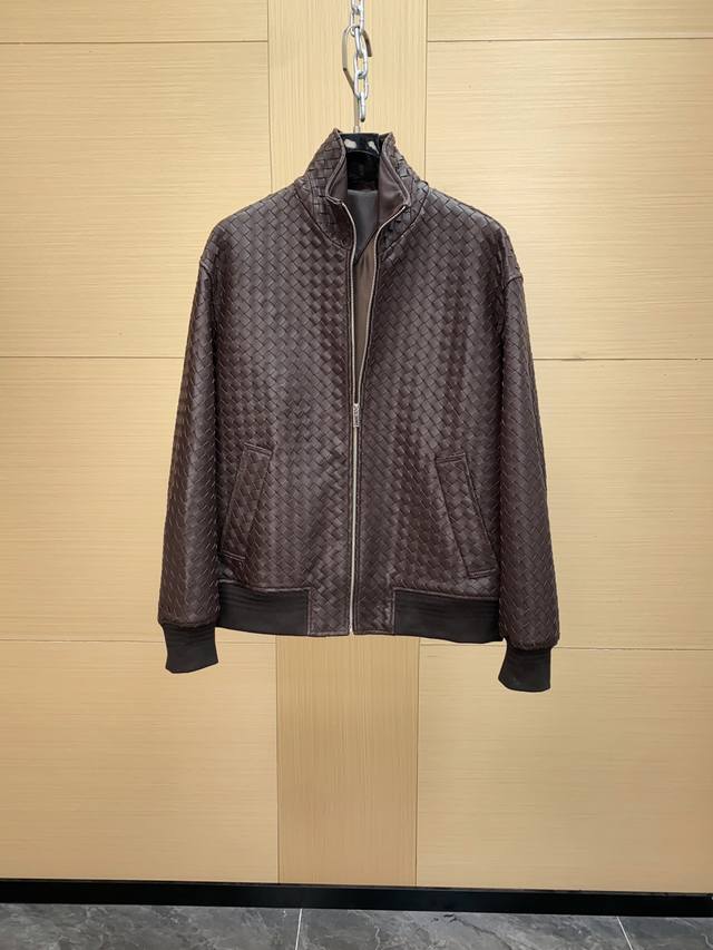 Bv2025 Men's New Sheepskin Jacket On the fashion stage, Bottega Veneta has alway