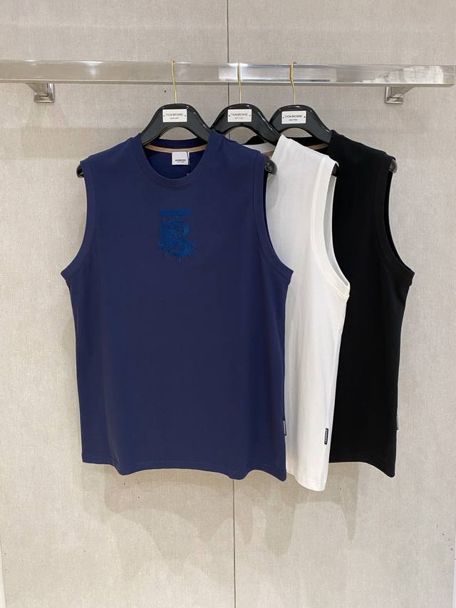 Burberry's new 25Ss vest features reinforced threading on the neckline and cuff
