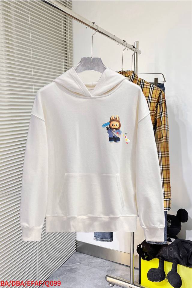Q099 Balenciaga's official website offers new letter prints. The double-layer, h
