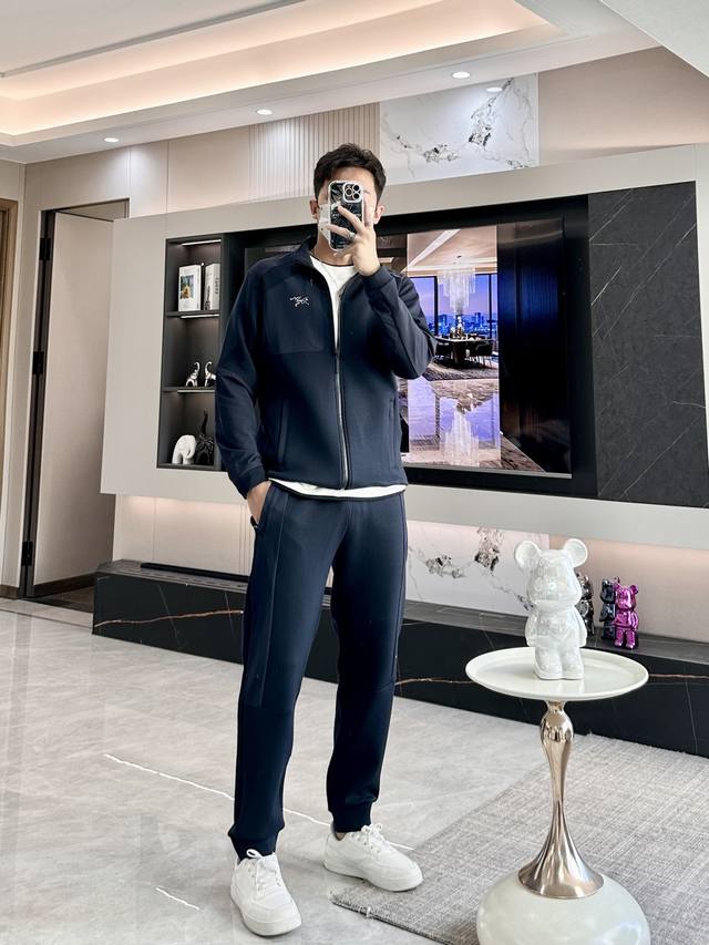 Arc'teryx 2025 Autumn and Winter counter new product suit, top version, trade co