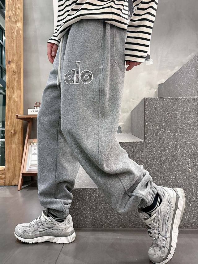 Alo's new 2025 autumn and winter heavy-wash casual sweatpants are made of high-q