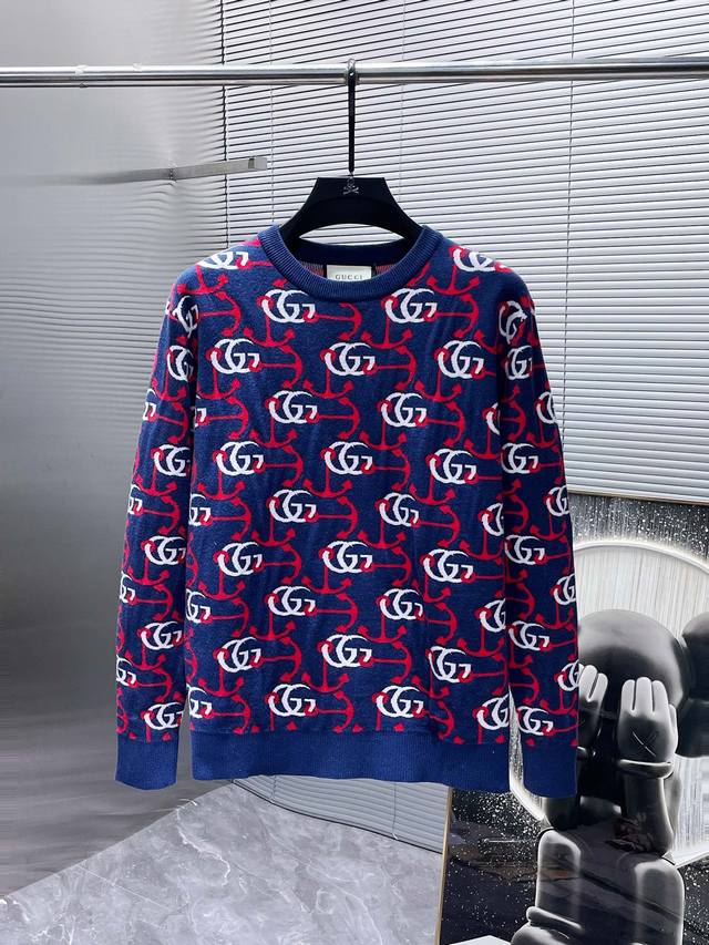 Gucci's premium 2025 wool blend crew neck long-sleeved sweater, a high-end base