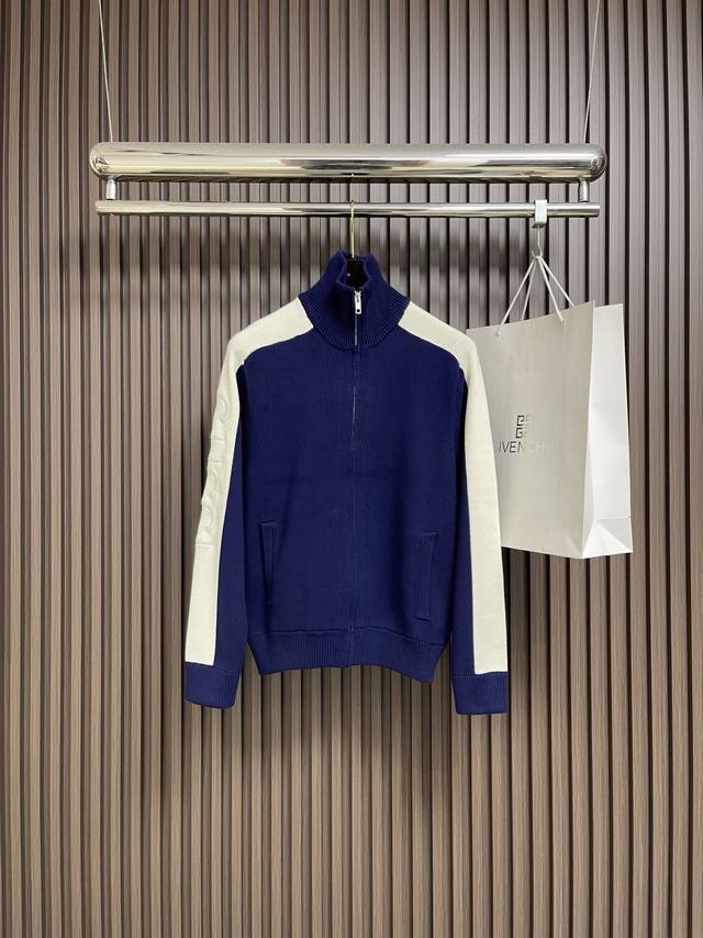Gucci 2025Ss Gart Collection Wool Zip-Up Jacket. This pieced wool zip-up jacket