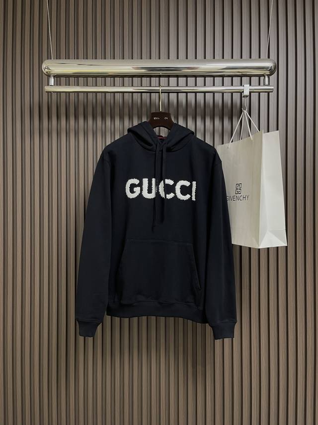 Gucci 2025Ss new embroidered knitted cotton hooded sweatshirt, a variety of new