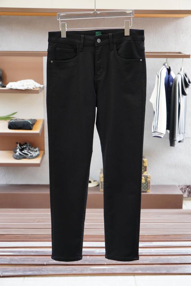 Miu Miu - New arrivals! 2550 Early Fall new casual jeans, high-end custom collec