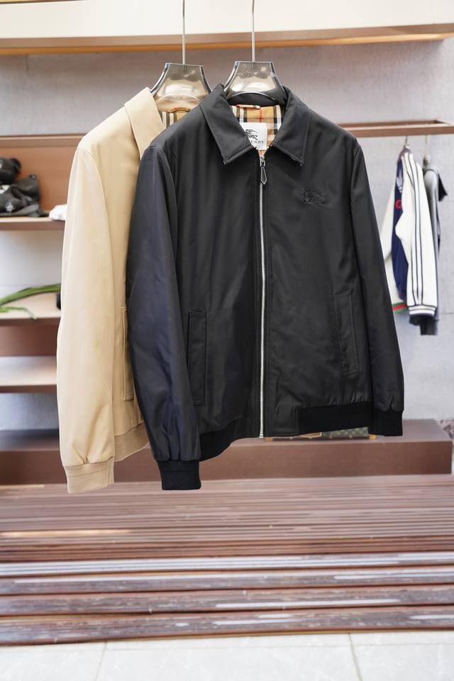 Bbr - Burberry's early fall 25 collection features a Burberry lapel jacket, a ho